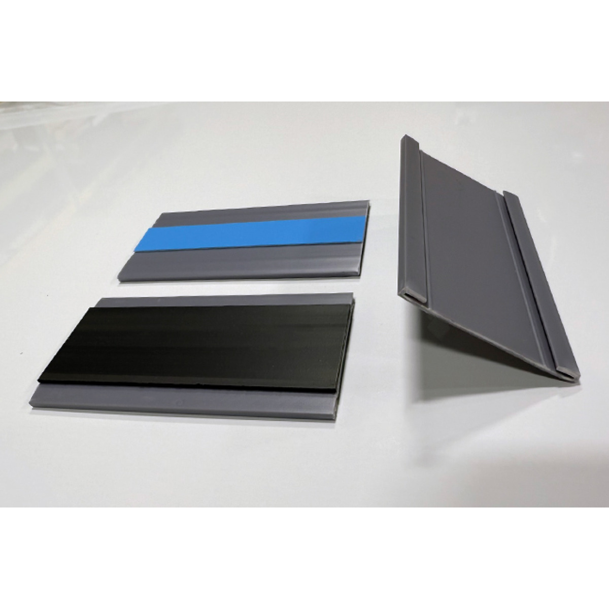 Plastic c-channel cardholder