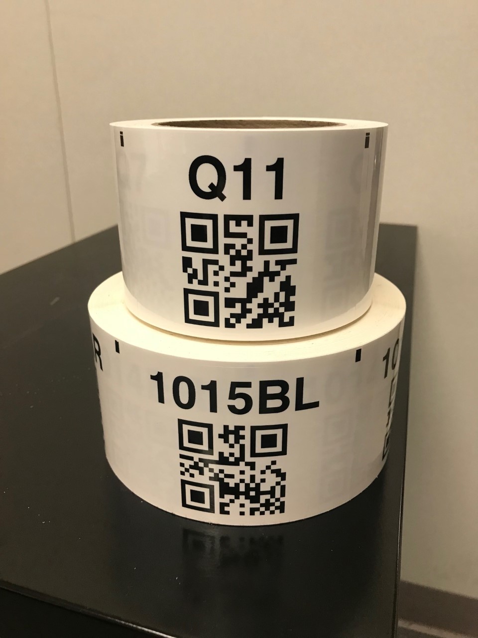 QR label roll
