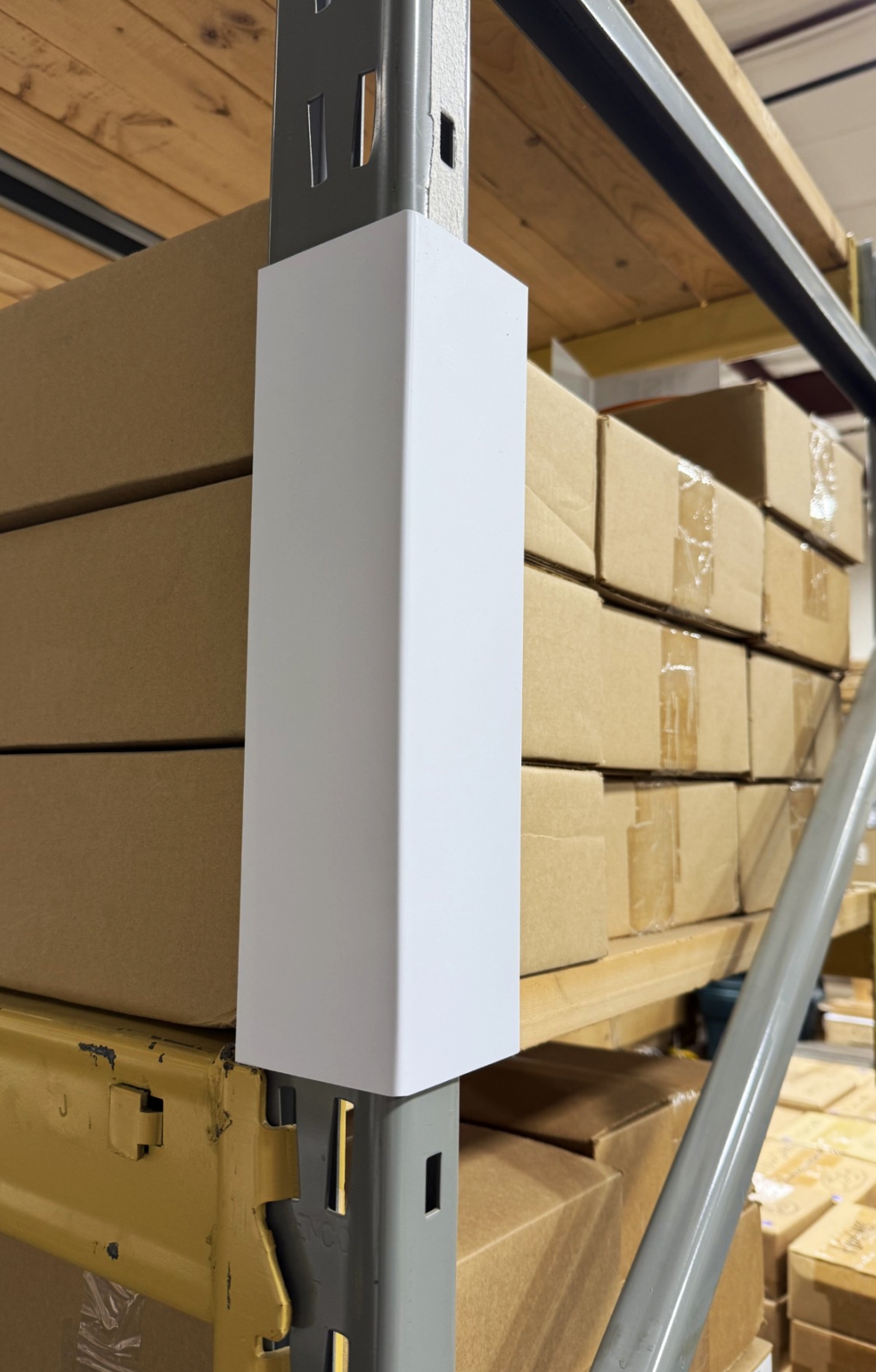 Corner rack sign blank