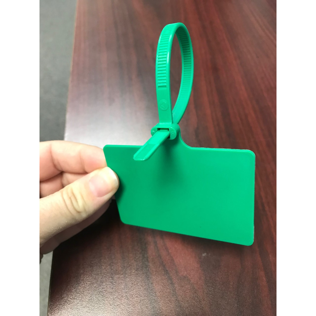 One-Piece Wire Rack Tags Image 2